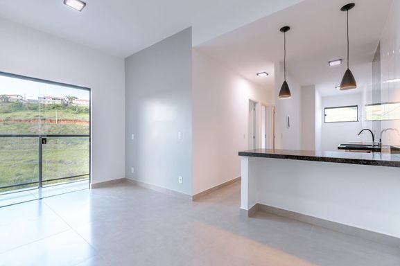 📸 DESCRIÇÃO PARA IMAGEM (inserir nas fotos do imóvel na plataforma Praedium):

Cobertura à venda com 3 quartos no Recanto da Mata – R$ 500.000
📍 Rua Cel. Carlos Sérgio Vidal, 150 – Recanto da Mata – Juiz de Fora/MG
Souza e Albano Serviços Imobiliários
📞 (32) 99829-7059 | CNPJ: 53.373.878/0001-39

Hashtags:
#souzaealbanoservicosimobiliarios #imobiliariasouzaealbano
#coberturaavenda #recantodamata #imoveisjuizdefora

Se quiser ajustar algo ou gerar em outro formato (WhatsApp, redes sociais ou site), é só me avisar!