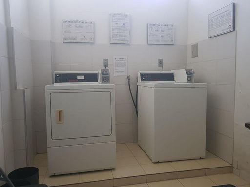 Apartamento à venda com 2 quartos no Centro – R$ 389.000
📍 Rua Espírito Santo, 922 – Centro – Juiz de Fora/MG
Souza e Albano Serviços Imobiliários
📞 (32) 99829-7059 | CNPJ: 53.373.878/0001-39