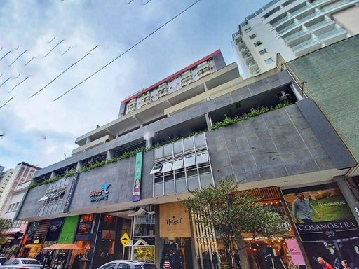 Apartamento à venda com 2 quartos no Centro – R$ 389.000
📍 Rua Espírito Santo, 922 – Centro – Juiz de Fora/MG
Souza e Albano Serviços Imobiliários
📞 (32) 99829-7059 | CNPJ: 53.373.878/0001-39