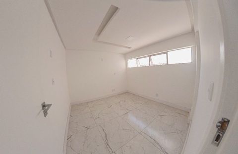 Apartamento à venda com 2 quartos no Centro – R$ 389.000
📍 Rua Espírito Santo, 922 – Centro – Juiz de Fora/MG
Souza e Albano Serviços Imobiliários
📞 (32) 99829-7059 | CNPJ: 53.373.878/0001-39