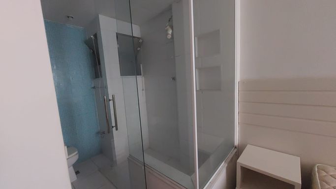 Apartamento à venda com 2 quartos (1 suíte) no Centro – R$ 420.000
📍 Rua Santo Antônio, 970 – Centro – Juiz de Fora/MG
Souza e Albano Serviços Imobiliários
📞 (32) 99829-7059 | CNPJ: 53.373.878/0001-39