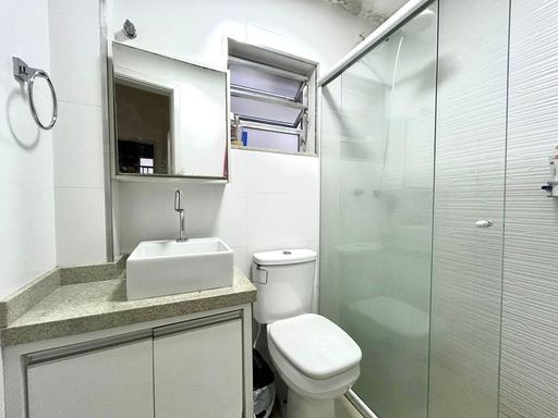Apartamento à venda com 2 quartos no Centro – R$ 260.000
📍 Rua Floriano Peixoto, 367 – Centro – Juiz de Fora/MG
Souza e Albano Serviços Imobiliários
📞 (32) 99829-7059 | CNPJ: 53.373.878/0001-39