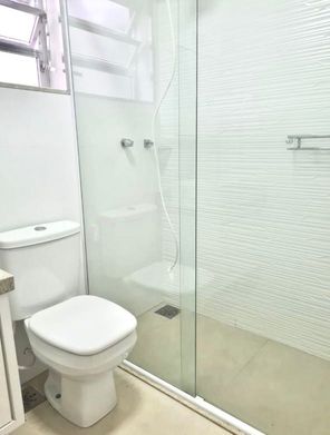 Apartamento à venda com 2 quartos no Centro – R$ 260.000
📍 Rua Floriano Peixoto, 367 – Centro – Juiz de Fora/MG
Souza e Albano Serviços Imobiliários
📞 (32) 99829-7059 | CNPJ: 53.373.878/0001-39