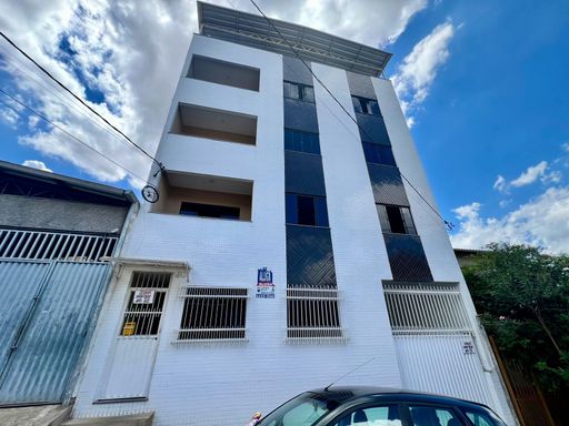 Apartamento para alugar com 2 quartos no Bom Jardim – R$ 850📍 Rua Jhimmy Herbert Lima, 60, apto 102 – Bom Jardim – Juiz de Fora/MGSouza e Albano Serviços Imobiliários📞 (32) 99829-7059 | CNPJ: 53.373.878/0001-39

#souzaealbanoservicosimobiliarios #imobiliariasouzaealbano #apartamentoaluguel #bomjardimjf #aptosemescada