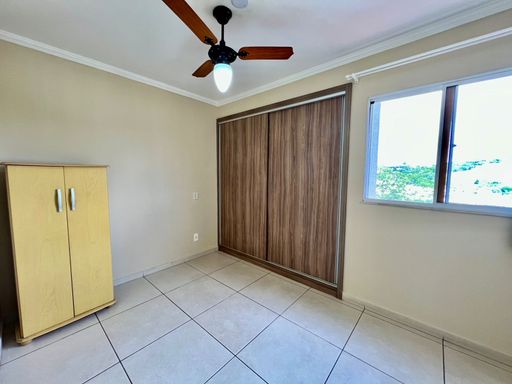 DESCRIÇÃO PARA IMAGEM (Praedium)

Apartamento à venda com 2 quartos no São Pedro – R$ 250.000
📍 Rua Zélia Maria Valentim – São Pedro – Juiz de Fora/MG
Souza e Albano Serviços Imobiliários
📞 (32) 99829-7059 | CNPJ: 53.373.878/0001-39