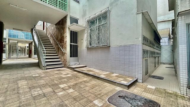 📸 DESCRIÇÃO PARA IMAGEM (Praedium):
Apartamento Garden à venda com 2 quartos no Centro – R$ 240.000
📍 Av. Barão do Rio Branco, 1804 – Centro – Juiz de Fora/MG
Souza e Albano Serviços Imobiliários
📞 (32) 99829-7059 | CNPJ: 53.373.878/0001-39

🏷️ Hashtags:
#souzaealbanoservicosimobiliarios #imobiliariasouzaealbano #apartamentoavenda #centrodejuizdefora #apartamentogarden