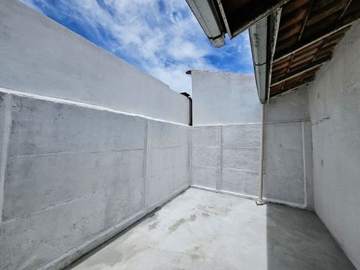 Casa à venda com 2 quartos no Bairro Borboleta – Condomínio Neo Residencial
📍 Condomínio Neo Residencial – Borboleta – Juiz de Fora/MG
Souza e Albano Serviços Imobiliários
📞 (32) 99829-7059 | CNPJ: 53.373.878/0001-39