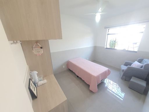 Casa totalmente mobiliada no SÃO PEDRO
4 quartos, sendo 1 suíte
4 vagas de garagem
Aceita financiamento bancário e permuta

📍 Imobiliária: Souza e Albano Serviços Imobiliários | CNPJ: 53.373.878/0001-39