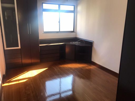 Apartamento à venda com 3 quartos no Centro – R$ 899.000
📍 Rua Dr. Antônio Carlos, 297 – Centro – Juiz de Fora/MG
Souza e Albano Serviços Imobiliários
📞 (32) 99829-7059 | CNPJ: 53.373.878/0001-39