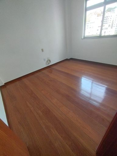 Apartamento à venda com 3 quartos no Centro – R$ 899.000
📍 Rua Dr. Antônio Carlos, 297 – Centro – Juiz de Fora/MG
Souza e Albano Serviços Imobiliários
📞 (32) 99829-7059 | CNPJ: 53.373.878/0001-39