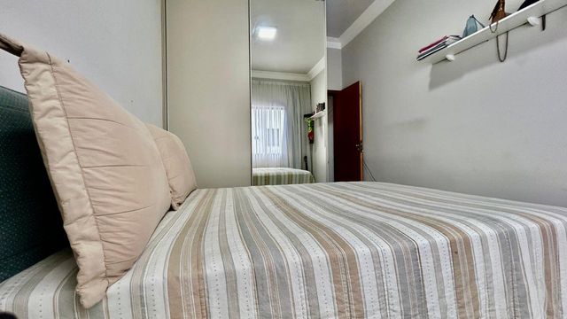 📸 DESCRIÇÃO PARA IMAGEM (inserir nas fotos do imóvel na plataforma Praedium):
Apartamento Garden à venda com 2 quartos no Vivendas da Serra – R$ 350.000
📍 Rua Domingos Tavares de Souza, 244 – Ap 102 – Vivendas da Serra – Juiz de Fora/MG
Souza e Albano Serviços Imobiliários
📞 (32) 99829-7059 | CNPJ: 53.373.878/0001-39
