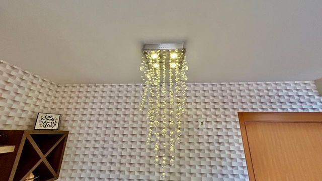 📸 DESCRIÇÃO PARA IMAGEM (Praedium):
Apartamento à venda com 2 quartos (1 suíte) no Democrata – R$ 320.000
📍 Rua Professora Violeta Santos, 31 – Democrata – Juiz de Fora/MG
Souza e Albano Serviços Imobiliários
📞 (32) 99829-7059 | CNPJ: 53.373.878/0001-39

Hashtags:

#souzaealbanoservicosimobiliarios #imobiliariasouzaealbano #apartamentoavenda #apartamentodemocrata #juizdefora