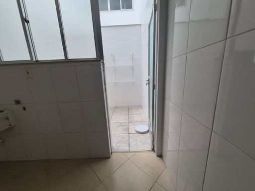 Apartamento à venda com 1 quarto – Passos – R$ 220.000
📍 Rua Moraes e Castro – Passos – Juiz de Fora/MG
Souza e Albano Serviços Imobiliários
CNPJ: 53.373.878/0001-39