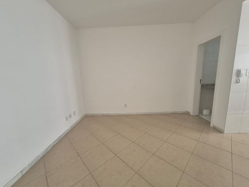 Apartamento à venda com 1 quarto – Passos – R$ 220.000
📍 Rua Moraes e Castro – Passos – Juiz de Fora/MG
Souza e Albano Serviços Imobiliários
CNPJ: 53.373.878/0001-39