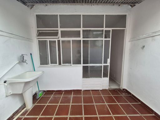 Apartamento duplex para venda – Centro – R$ 210.000,00
📍 Rua Espírito Santo, 589 – Centro – Juiz de Fora/MG
Souza e Albano Serviços Imobiliários
📞 (32) 99829-7059 | CNPJ: 53.373.878/0001-39