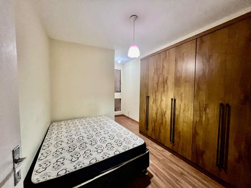 Apartamento para alugar com 2 quartos no Centro – R$ 600
📍 Rua Santo Antônio, 970 – 3º andar – Centro – Juiz de Fora/MG
Souza e Albano Serviços Imobiliários
📞 (32) 99829-7059 | CNPJ: 53.373.878/0001-39
