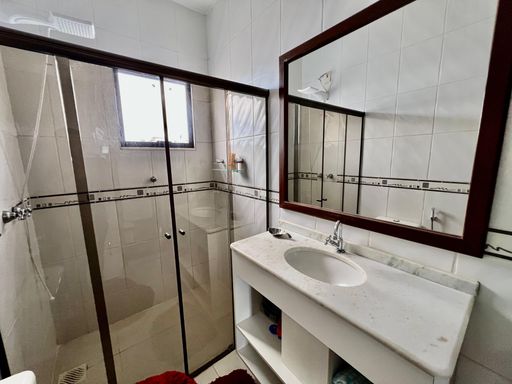 Casa de alto padrão à venda com 5 quartos no Condomínio São Lucas – R$ 1.030.000
📍 Rua Wolfgang Amadeus Mozart (Lot. São Lucas I), São Pedro – Juiz de Fora/MG
Souza e Albano Serviços Imobiliários
📞 (32) 99829-7059 | CNPJ: 53.373.878/0001-39