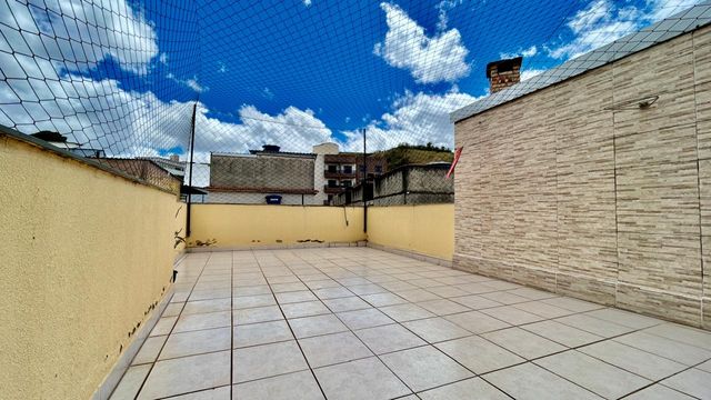 📸 DESCRIÇÃO PARA IMAGEM (Praedium):
Cobertura à venda com 2 quartos no Bom Jardim – R$ 315.000
📍 Rua Mauro Pereira Almeida, 265 – Bom Jardim – Juiz de Fora/MG
Souza e Albano Serviços Imobiliários
📞 (32) 99829-7059 | CNPJ: 53.373.878/0001-39

Hashtags:
#souzaealbanoservicosimobiliarios #imobiliariasouzaealbano #coberturaavenda #bomjardimjuizdefora #imoveisemjuizdefora