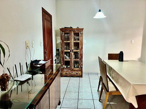 Casa à venda com 4 quartos no Bonfim – Permuta por até dois imóveis
📍 Rua Barão do Retiro, 800 – Bonfim – Juiz de Fora/MGSouza e Albano Serviços Imobiliários📞 (32) 99829-7059 | CNPJ: 53.373.878/0001-39

#souzaealbanoservicosimobiliarios #imobiliariasouzaealbano #casaavenda #bonfimjf #imoveisjuizdefora