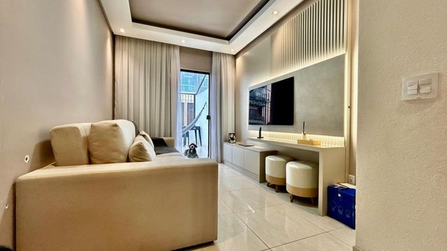 📸 DESCRIÇÃO PARA IMAGEM (inserir nas fotos do imóvel na plataforma Praedium):
Apartamento Garden à venda com 2 quartos no Vivendas da Serra – R$ 350.000
📍 Rua Domingos Tavares de Souza, 244 – Ap 102 – Vivendas da Serra – Juiz de Fora/MG
Souza e Albano Serviços Imobiliários
📞 (32) 99829-7059 | CNPJ: 53.373.878/0001-39