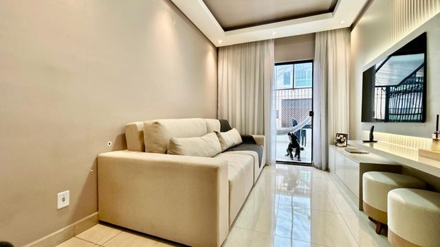 📸 DESCRIÇÃO PARA IMAGEM (inserir nas fotos do imóvel na plataforma Praedium):
Apartamento Garden à venda com 2 quartos no Vivendas da Serra – R$ 350.000
📍 Rua Domingos Tavares de Souza, 244 – Ap 102 – Vivendas da Serra – Juiz de Fora/MG
Souza e Albano Serviços Imobiliários
📞 (32) 99829-7059 | CNPJ: 53.373.878/0001-39