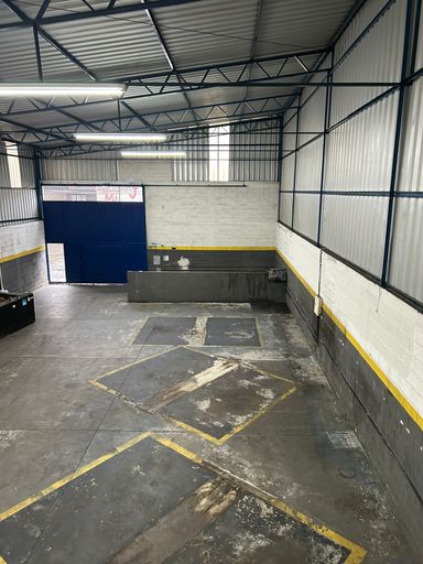 📸 DESCRIÇÃO PARA IMAGEM (inserir nas fotos do imóvel – Plataforma Praedium)

Galpão Comercial para Locação – Nova Era – R$ 4.000,00
📐 300 m² | Pé-direito 7 m | Acesso para caminhões
📍 Rua General Almerindo da Silva Gomes, 318 – Nova Era – Juiz de Fora/MG
Souza e Albano Serviços Imobiliários
📞 (32) 99829-7059 | CNPJ: 53.373.878/0001-39