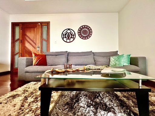 Casa à venda com 4 quartos no Bonfim – Permuta por até dois imóveis
📍 Rua Barão do Retiro, 800 – Bonfim – Juiz de Fora/MGSouza e Albano Serviços Imobiliários📞 (32) 99829-7059 | CNPJ: 53.373.878/0001-39

#souzaealbanoservicosimobiliarios #imobiliariasouzaealbano #casaavenda #bonfimjf #imoveisjuizdefora