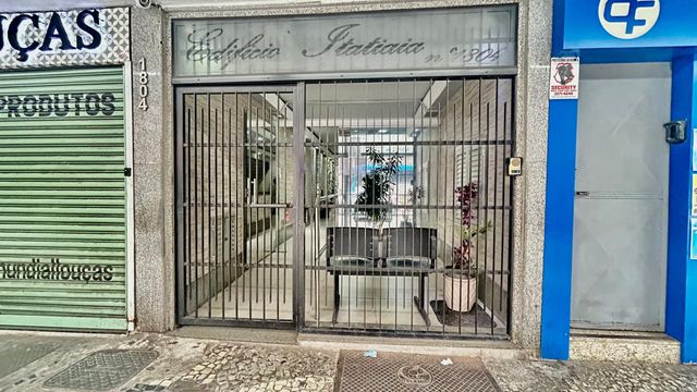 📸 DESCRIÇÃO PARA IMAGEM (Praedium):
Apartamento Garden à venda com 2 quartos no Centro – R$ 240.000
📍 Av. Barão do Rio Branco, 1804 – Centro – Juiz de Fora/MG
Souza e Albano Serviços Imobiliários
📞 (32) 99829-7059 | CNPJ: 53.373.878/0001-39

🏷️ Hashtags:
#souzaealbanoservicosimobiliarios #imobiliariasouzaealbano #apartamentoavenda #centrodejuizdefora #apartamentogarden