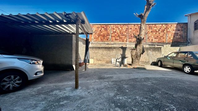 📸 DESCRIÇÃO PARA IMAGEM (inserir nas fotos do imóvel na plataforma Praedium):
Apartamento Garden à venda com 2 quartos no Vivendas da Serra – R$ 350.000
📍 Rua Domingos Tavares de Souza, 244 – Ap 102 – Vivendas da Serra – Juiz de Fora/MG
Souza e Albano Serviços Imobiliários
📞 (32) 99829-7059 | CNPJ: 53.373.878/0001-39