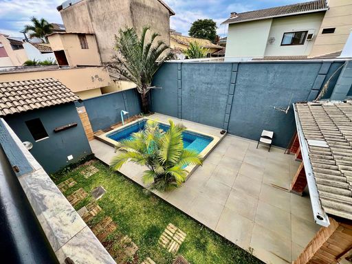 Casa de alto padrão à venda com 5 quartos no Condomínio São Lucas – R$ 1.030.000
📍 Rua Wolfgang Amadeus Mozart (Lot. São Lucas I), São Pedro – Juiz de Fora/MG
Souza e Albano Serviços Imobiliários
📞 (32) 99829-7059 | CNPJ: 53.373.878/0001-39