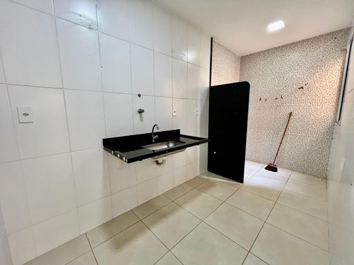 Apartamento à venda com 2 quartos no Bairro Grama – R$ 160.000
📍 Rua Diomar Monteiro, 1520 – Condomínio Village das Pedras – Grama – Juiz de Fora/MG
Souza e Albano Serviços Imobiliários
📞 (32) 99829-7059 | CNPJ: 53.373.878/0001-39