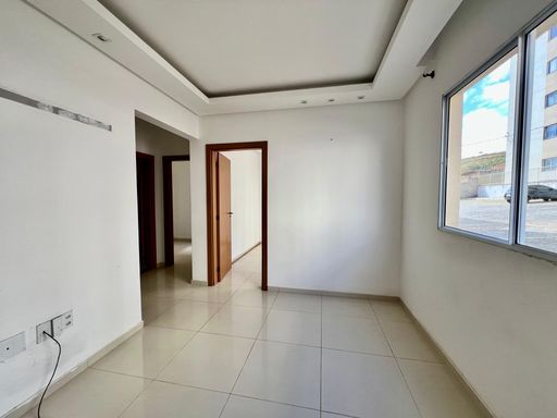 Apartamento à venda com 2 quartos no Bairro Grama – R$ 160.000
📍 Rua Diomar Monteiro, 1520 – Condomínio Village das Pedras – Grama – Juiz de Fora/MG
Souza e Albano Serviços Imobiliários
📞 (32) 99829-7059 | CNPJ: 53.373.878/0001-39