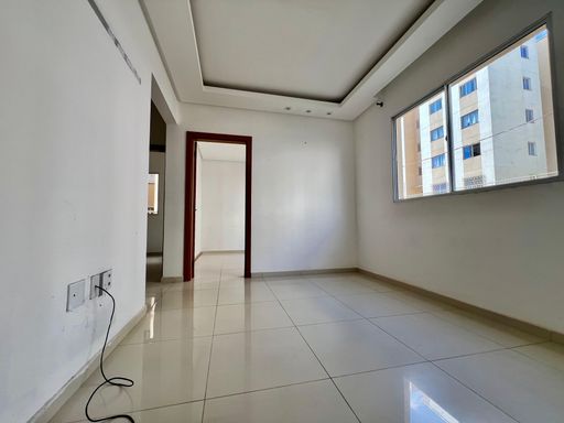 Apartamento à venda com 2 quartos no Bairro Grama – R$ 160.000
📍 Rua Diomar Monteiro, 1520 – Condomínio Village das Pedras – Grama – Juiz de Fora/MG
Souza e Albano Serviços Imobiliários
📞 (32) 99829-7059 | CNPJ: 53.373.878/0001-39