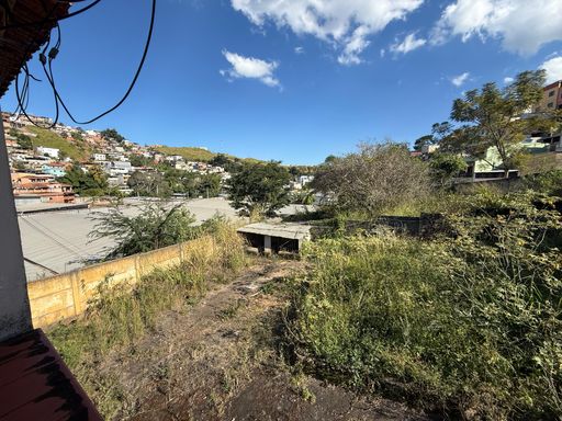 Casa comercial para locação no Teixeiras – 300m² – R$ 5.000
📍 Rua Custódio Furtado de Souza – Teixeiras – Juiz de Fora/MG
Souza e Albano Serviços Imobiliários
📞 (32) 99829-7059 
CNPJ: 53.373.878/0001-39