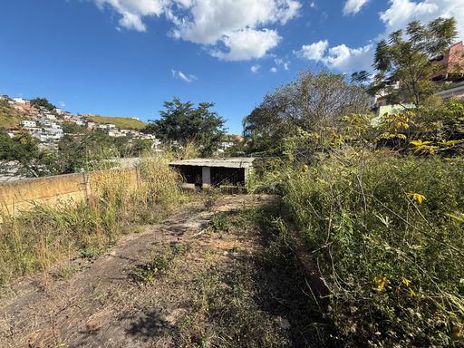 Casa comercial para locação no Teixeiras – 300m² – R$ 5.000
📍 Rua Custódio Furtado de Souza – Teixeiras – Juiz de Fora/MG
Souza e Albano Serviços Imobiliários
📞 (32) 99829-7059 
CNPJ: 53.373.878/0001-39