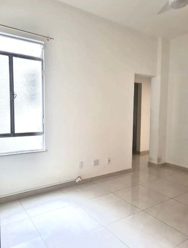 Apartamento à venda com 2 quartos no Centro – R$ 260.000
📍 Rua Floriano Peixoto, 367 – Centro – Juiz de Fora/MG
Souza e Albano Serviços Imobiliários
📞 (32) 99829-7059 | CNPJ: 53.373.878/0001-39