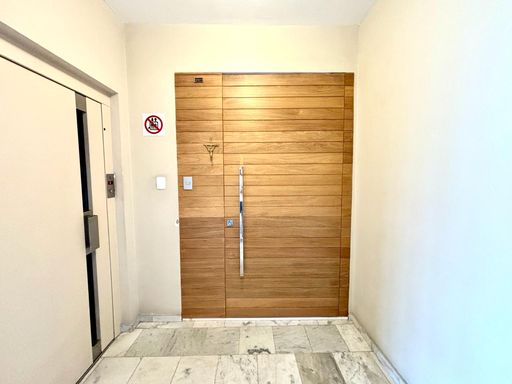 Apartamento à venda com 3 quartos (1 suíte) no São Mateus – R$ 895.000,00
📍 Rua São Mateus – São Mateus – Juiz de Fora/MG
Souza e Albano Serviços Imobiliários
📞 (32) 99829-7059 | CNPJ: 53.373.878/0001-39