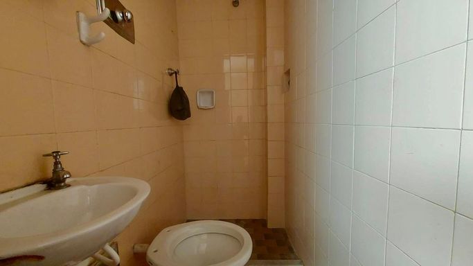 Apartamento à venda com 2 quartos no Centro – R$ 420.000
📍 Rua Santo Antônio, 979/707 – Centro – Juiz de Fora/MG
Souza e Albano Serviços Imobiliários
📞 (32) 99829-7059 | CNPJ: 53.373.878/0001-39