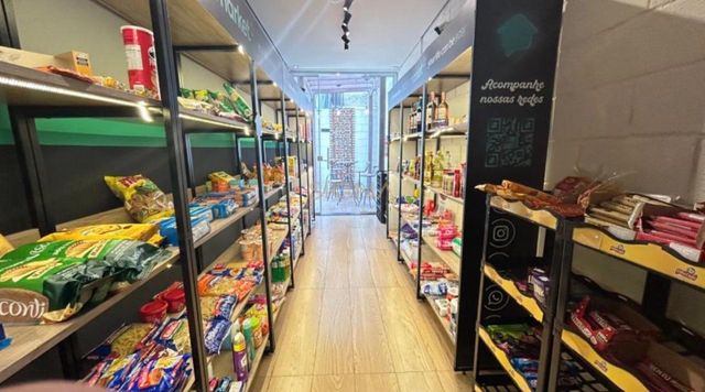 📸 DESCRIÇÃO PARA IMAGEM (inserir nas fotos do imóvel na plataforma Praedium):

Apartamento à venda com 2 quartos (1 suíte) no Democrata – R$ 280.000
📍 Rua Professora Violeta Santos, 31 – Democrata – Juiz de Fora/MG
Souza e Albano Serviços Imobiliários
📞 (32) 99829-7059 | CNPJ: 53.373.878/0001-39

🔖 Hashtags:

#souzaealbanoservicosimobiliarios
#imobiliariasouzaealbano
#apartamentoavenda
#democrata
#juizdefora