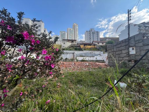 Terreno comercial para aluga com 900m² no Cascatinha – R$ 25.000📍 Avenida Dr. Paulo Japiassu Coelho, 285 – Cascatinha – Juiz de Fora/MGSouza e Albano Serviços Imobiliários📞 (32) 99829-7059 | CNPJ: 53.373.878/0001-39