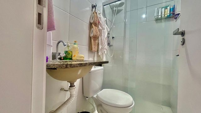 📸 DESCRIÇÃO PARA IMAGEM

(Inserir nas fotos do imóvel na plataforma Praedium)

Apartamento à venda com 2 quartos no Teixeiras – R$ 199.000
📍 Avenida Sérgio Vieira Mendes, 500 – Teixeiras – Juiz de Fora/MG
Souza e Albano Serviços Imobiliários
📞 (32) 99829-7059 | CNPJ: 53.373.878/0001-39

🔖 Hashtags

#souzaealbanoservicosimobiliarios
#imobiliariasouzaealbano
#apartamentoavenda
#teixeiras