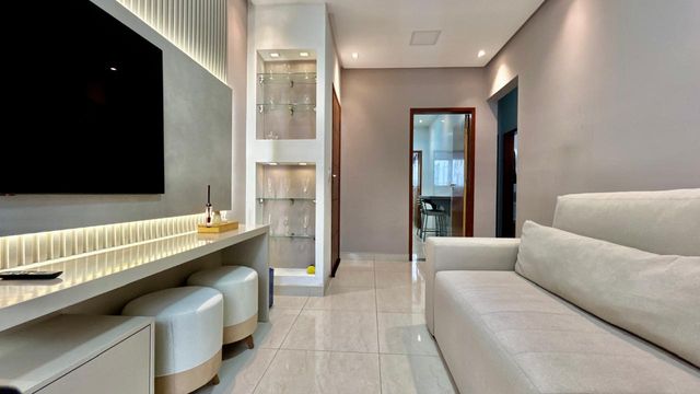 📸 DESCRIÇÃO PARA IMAGEM (inserir nas fotos do imóvel na plataforma Praedium):
Apartamento Garden à venda com 2 quartos no Vivendas da Serra – R$ 350.000
📍 Rua Domingos Tavares de Souza, 244 – Ap 102 – Vivendas da Serra – Juiz de Fora/MG
Souza e Albano Serviços Imobiliários
📞 (32) 99829-7059 | CNPJ: 53.373.878/0001-39
