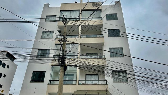 📸 DESCRIÇÃO PARA IMAGEM (inserir nas fotos do imóvel na plataforma Praedium):
Apartamento Garden à venda com 2 quartos no Vivendas da Serra – R$ 350.000
📍 Rua Domingos Tavares de Souza, 244 – Ap 102 – Vivendas da Serra – Juiz de Fora/MG
Souza e Albano Serviços Imobiliários
📞 (32) 99829-7059 | CNPJ: 53.373.878/0001-39