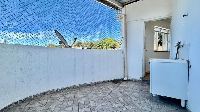 📸 DESCRIÇÃO PARA IMAGEM (Praedium):
Apartamento à venda com 2 quartos e terraço no Manoel Honório – R$ 185.000
📍 Rua João Lourenço, 40 – Manoel Honório – Juiz de Fora/MG
Souza e Albano Serviços Imobiliários
📞 (32) 99829-7059 | CNPJ: 53.373.878/0001-39

Hashtags:
#souzaealbanoservicosimobiliarios #imobiliariasouzaealbano #apartamentoavenda #manoelhonorio #imoveljuizdefora
