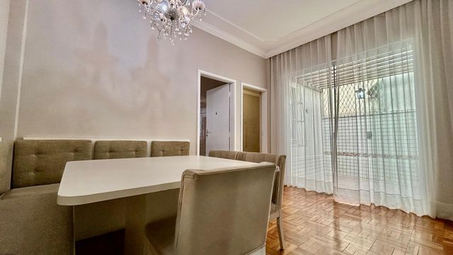 DESCRIÇÃO PARA IMAGEM (inserir nas fotos do anúncio na plataforma Praedium):
Apartamento à venda com 3 quartos e 3 vagas em São Mateus – R$ 550.000
📍 Avenida Presidente Itamar Franco, 1580 – São Mateus – Juiz de Fora/MG
Souza e Albano Serviços Imobiliários
📞 (32) 99829-7059 | CNPJ: 53.373.878/0001-39

🔖 Hashtags:

#souzaealbanoservicosimobiliarios #imobiliariasouzaealbano #apartamentoavenda #saomateusjf #imoveisjuizdefora
