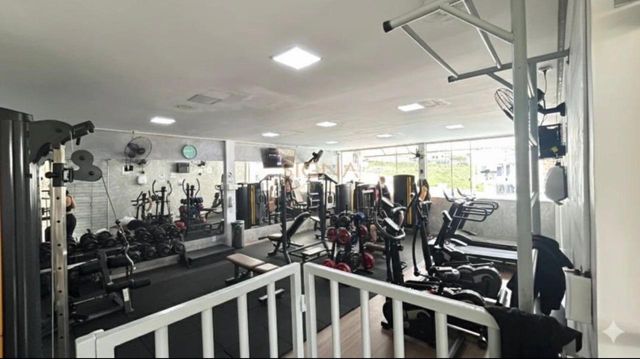 📸 DESCRIÇÃO PARA IMAGEM (inserir nas fotos do imóvel na plataforma Praedium):

Apartamento à venda com 2 quartos (1 suíte) no Democrata – R$ 280.000
📍 Rua Professora Violeta Santos, 31 – Democrata – Juiz de Fora/MG
Souza e Albano Serviços Imobiliários
📞 (32) 99829-7059 | CNPJ: 53.373.878/0001-39

🔖 Hashtags:

#souzaealbanoservicosimobiliarios
#imobiliariasouzaealbano
#apartamentoavenda
#democrata
#juizdefora