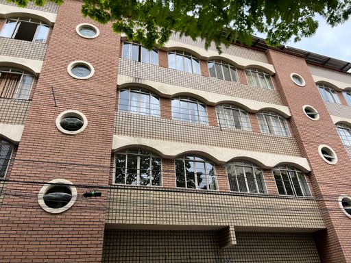 📸 DESCRIÇÃO PARA IMAGEM (inserir nas fotos do imóvel na plataforma Praedium):

Apartamento à venda com 3 quartos no São Mateus – R$ 400.000
📍 Rua Presidente Itamar Franco, 2525 – São Mateus – Juiz de Fora/MG
Souza e Albano Serviços Imobiliários
📞 (32) 99829-7059 | CNPJ: 53.373.878/0001-39

#souzaealbanoservicosimobiliarios #imobiliariasouzaealbano #apartamentoavenda #sãomateusjf #imoveljuizdefora