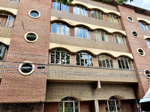 📸 DESCRIÇÃO PARA IMAGEM (inserir nas fotos do imóvel na plataforma Praedium):

Apartamento à venda com 3 quartos no São Mateus – R$ 400.000
📍 Rua Presidente Itamar Franco, 2525 – São Mateus – Juiz de Fora/MG
Souza e Albano Serviços Imobiliários
📞 (32) 99829-7059 | CNPJ: 53.373.878/0001-39

#souzaealbanoservicosimobiliarios #imobiliariasouzaealbano #apartamentoavenda #sãomateusjf #imoveljuizdefora
