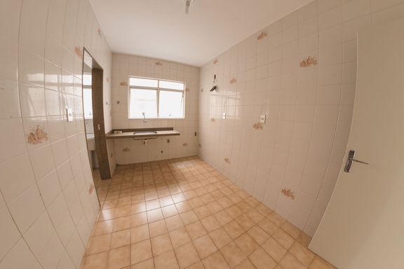 Apartamento à venda com 3 quartos no São Mateus – R$ 489.000📍 Rua Dirceu de Andrade, 107 – São Mateus – Juiz de Fora/MGSouza e Albano Serviços Imobiliários📞 (32) 99829-7059 | CNPJ: 53.373.878/0001-39