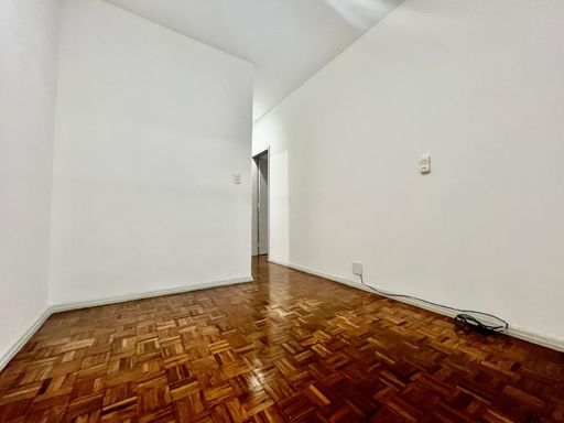 📸 DESCRIÇÃO PARA IMAGEM (inserir nas fotos do imóvel na plataforma Praedium):

Apartamento à venda com 3 quartos no São Mateus – R$ 400.000
📍 Rua Presidente Itamar Franco, 2525 – São Mateus – Juiz de Fora/MG
Souza e Albano Serviços Imobiliários
📞 (32) 99829-7059 | CNPJ: 53.373.878/0001-39

#souzaealbanoservicosimobiliarios #imobiliariasouzaealbano #apartamentoavenda #sãomateusjf #imoveljuizdefora